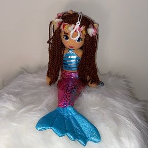BRAND NEW MERMAID CLIP DOLL! NWT. SMOKE FREE HOME!